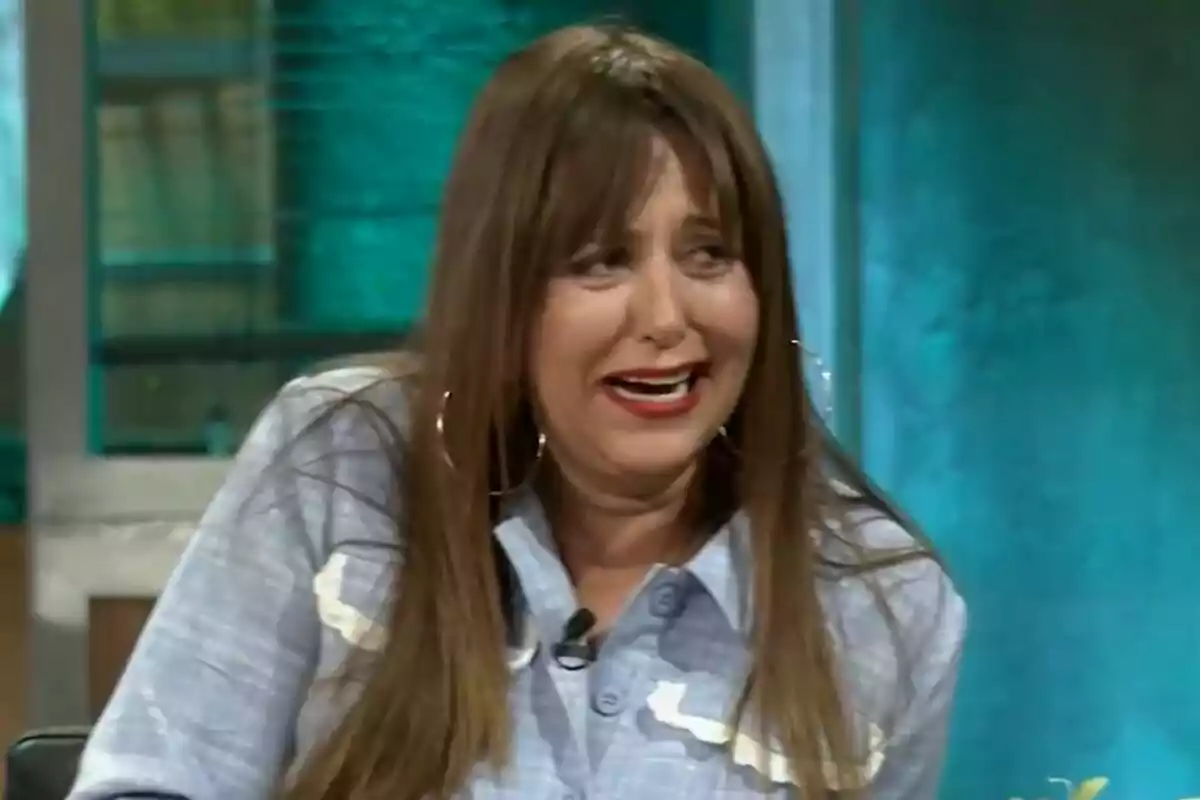 Yolanda Ramos con expresión facial de sorpresa o emoción en La Revuelta. Yolanda Ramos con expresión facial de sorpresa o emoción en La Revuelta.